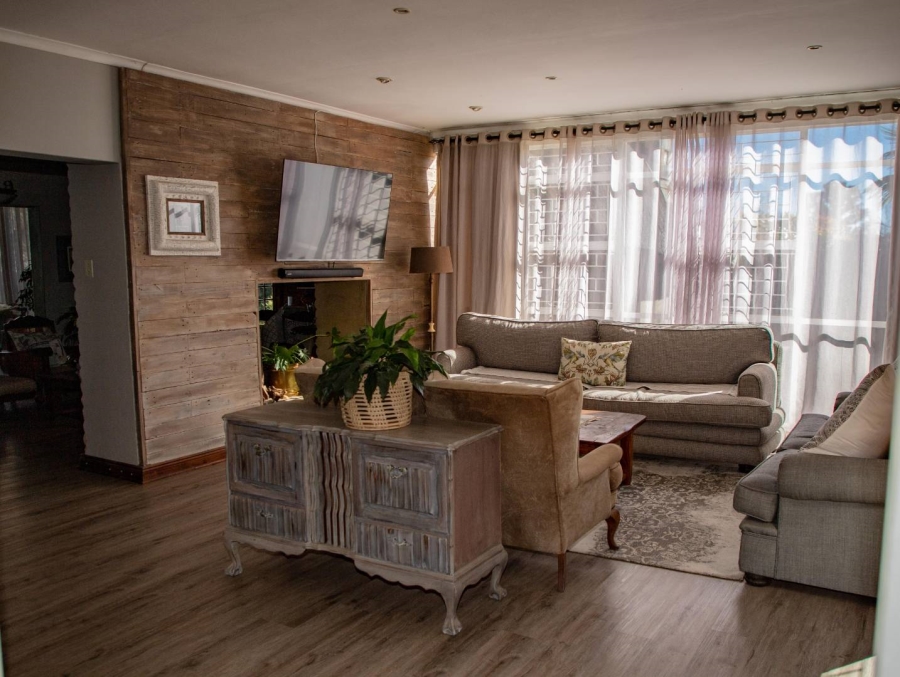 Commercial Property for Sale in Heilbron Free State